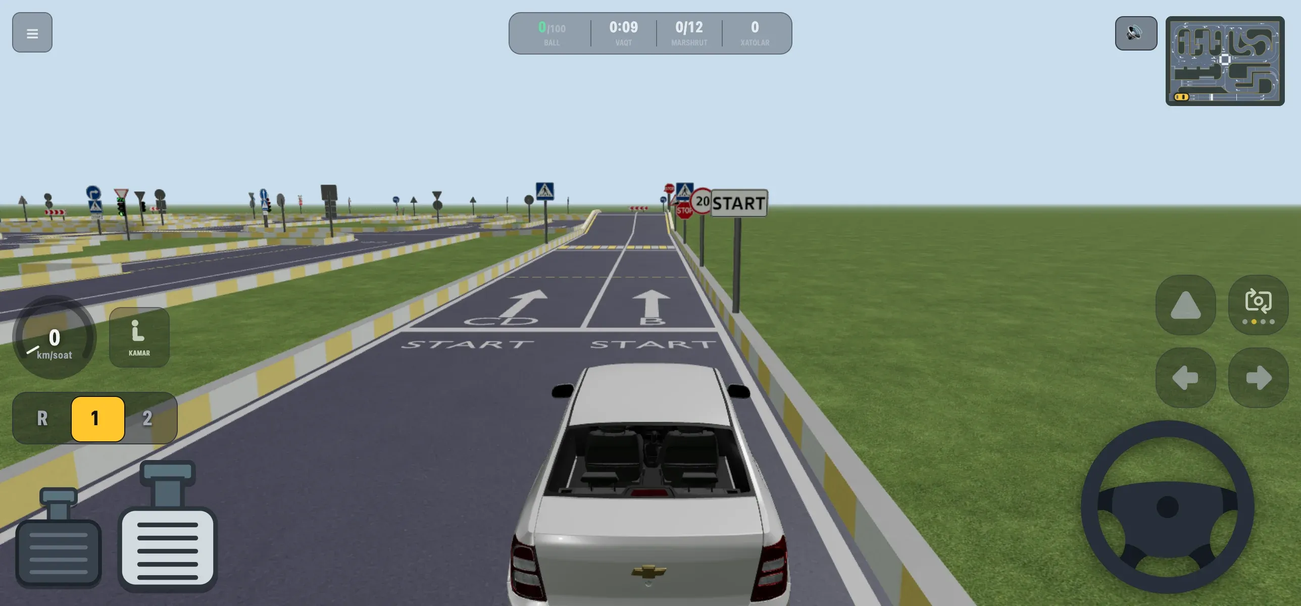 3D автодром симулятори: START чизиғидаги машина